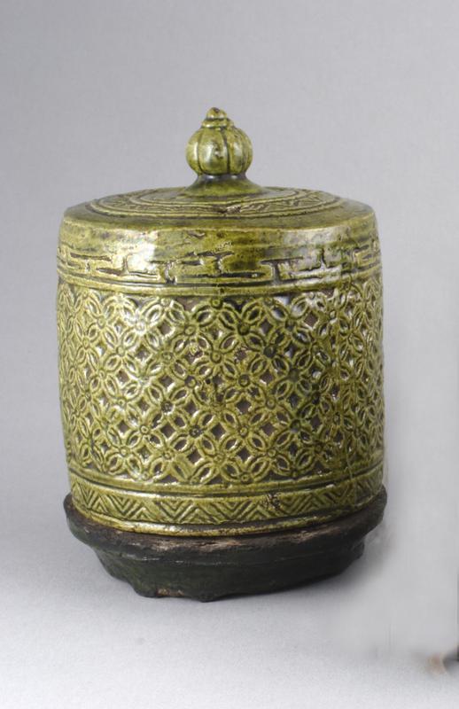 Shiwan Ware Oil Lamp